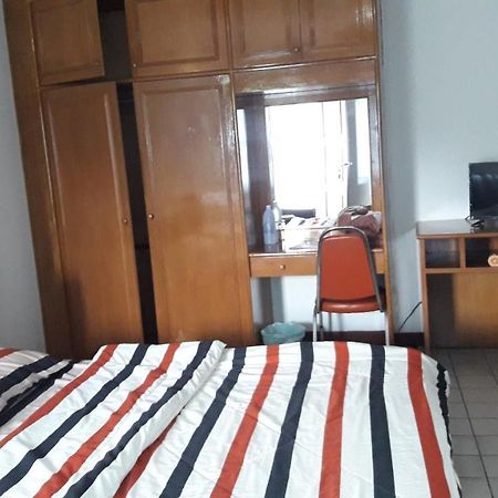 Inter Inn Hotel Чиангмай Екстериор снимка