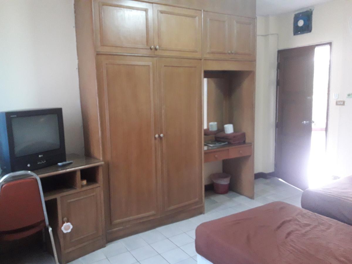 Inter Inn Hotel Чиангмай Екстериор снимка