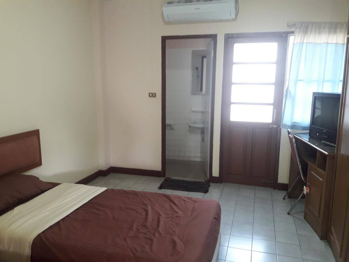 Inter Inn Hotel Чиангмай Екстериор снимка