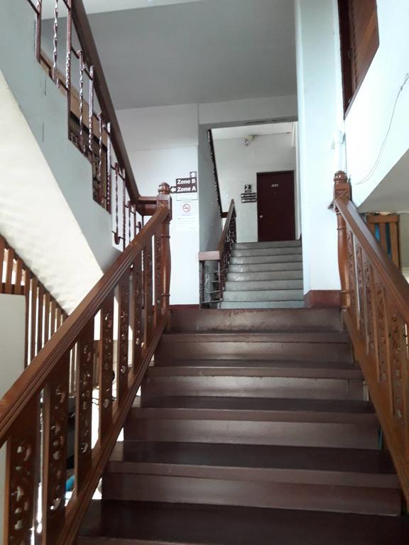 Inter Inn Hotel Чиангмай Екстериор снимка