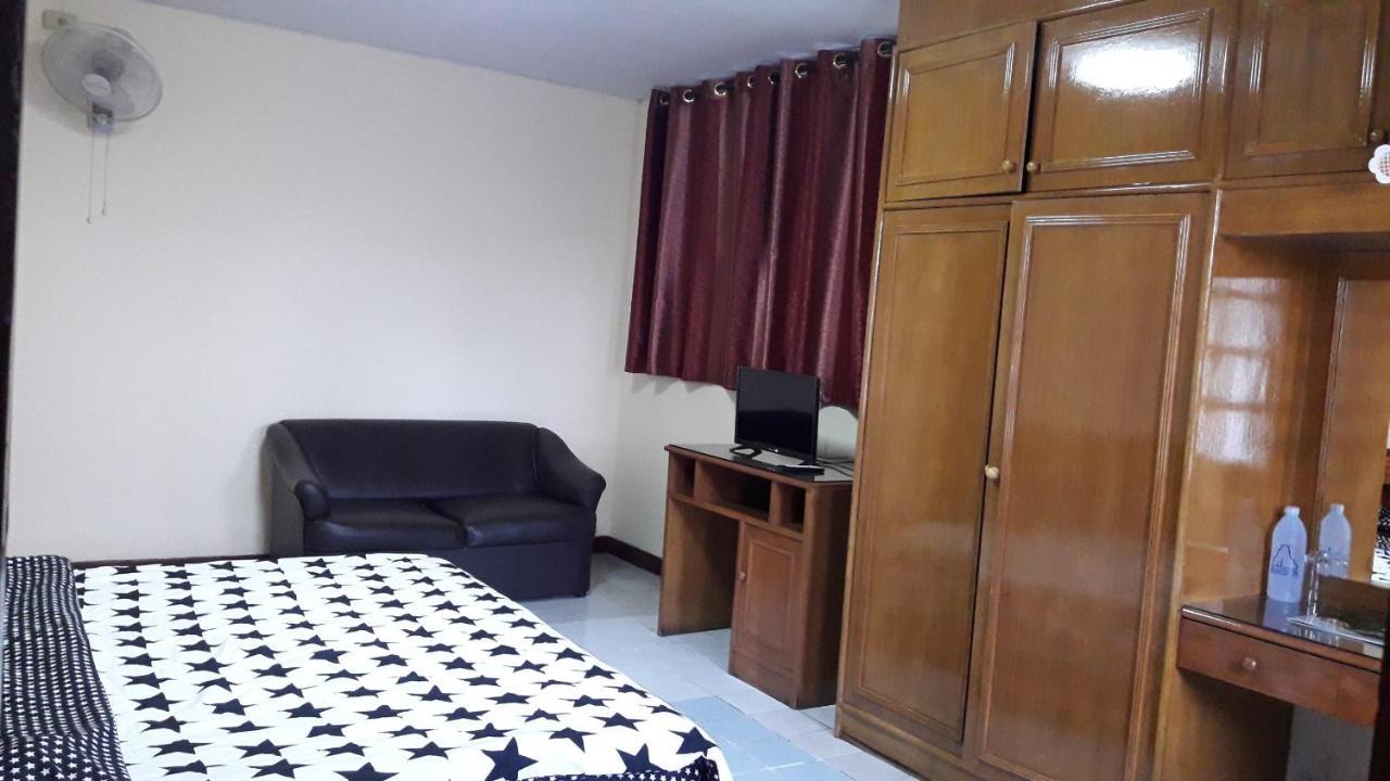 Inter Inn Hotel Чиангмай Екстериор снимка
